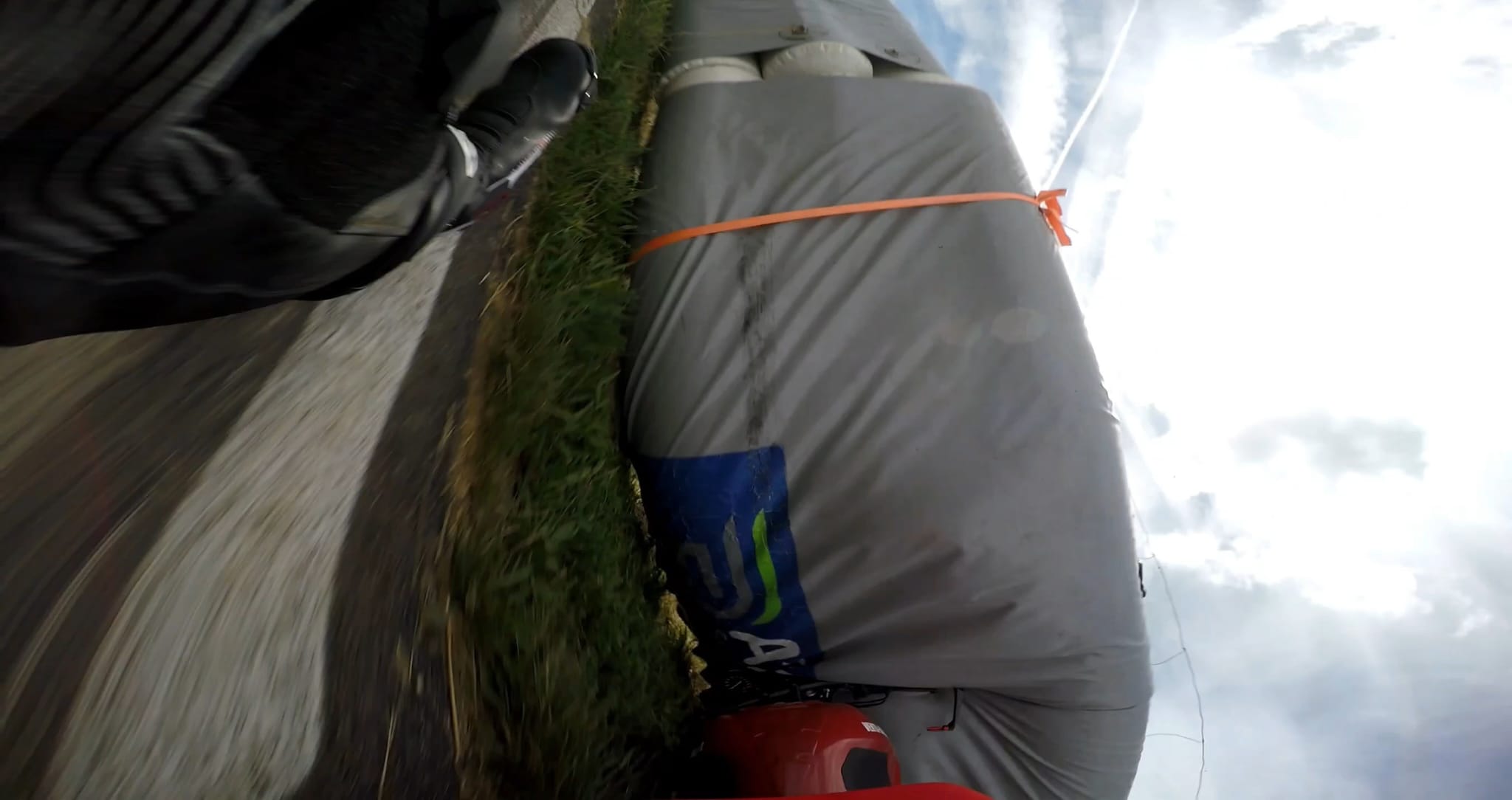 Impact de la CB500 contre l’airfence à Frangy en 2026